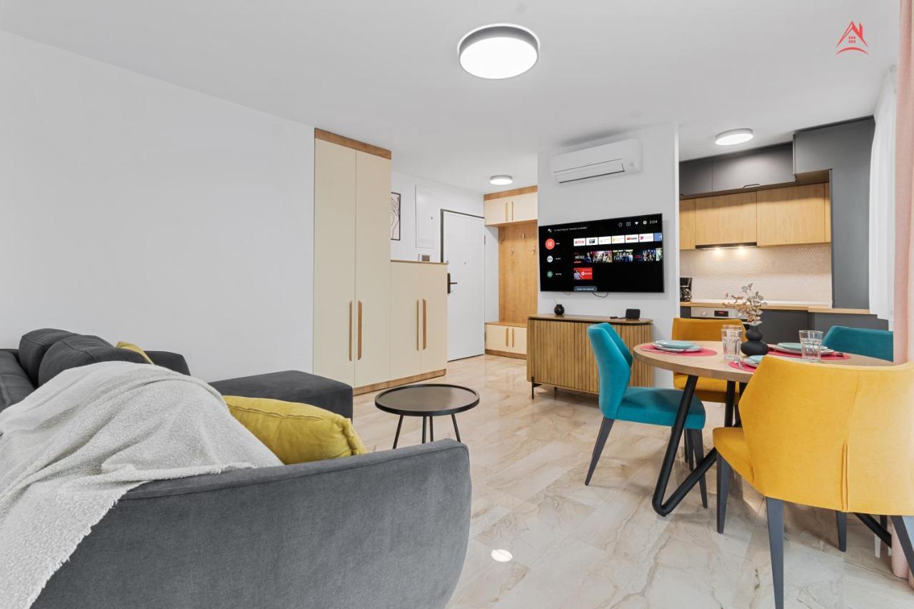 Apartament Opera Residence - Cismigiu, Eroilor, Free Private Parking Bucureşti Exterior foto